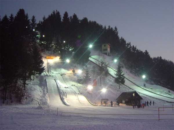 2012-02-05 skakalnice_pod_sekirico