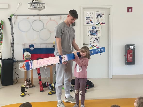 Smučarske skoke smo predstavili v ljubljanskem vrtcu